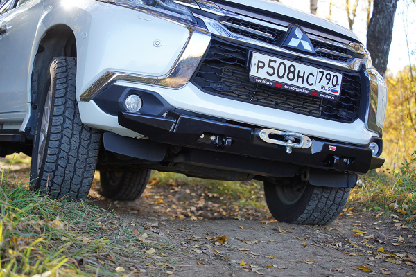 Бампер РИФ силовой передний Mitsubishi Pajero Sport 2015-2020 под площадку для лебёдки RIFPS3-33003