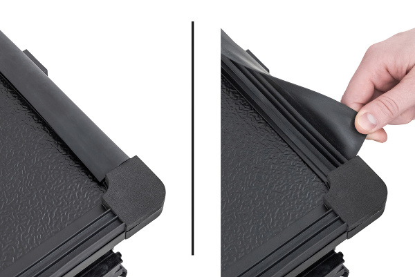 Крышка кузова РИФ для Dodge Ram 2015 с рембоксами, трёхсекционная 2000х1346 мм, алюминиевая, черная (6,5 ft)