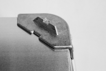 Ящик алюминиевый РИФ с замком 902х495х379 мм (ДхШхВ) Ящик алюминиевый РИФ с замком 902х495х379 мм (ДхШхВ)