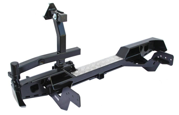 Бампер РИФ силовой задний Mitsubishi L200 2005-2015 (кузов 1350 мм) с квадратом под фаркоп, калиткой, подсветкой номера