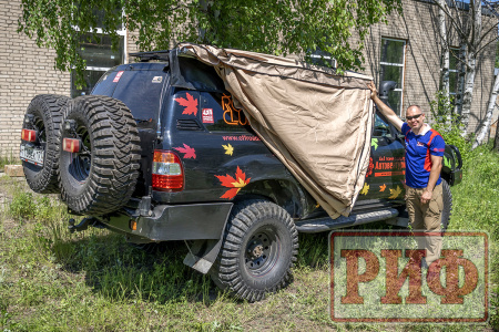 Маркиза автомобильная РИФ веерная 2.5х3,0 м (правая)