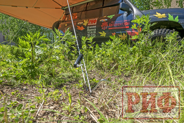 Маркиза автомобильная РИФ веерная 2.5х3,0 м (правая)