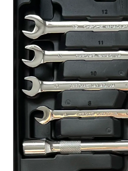 Набор инструментов 82 предмета Набор инструментов 82 предмета