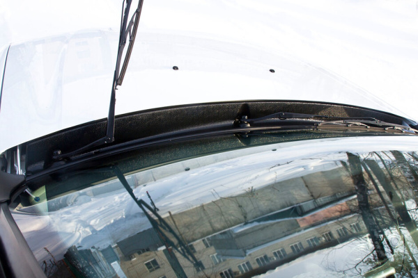 Жабо цельное без скотча 3 мм Renault Duster 2015- (1 рестайлинг)