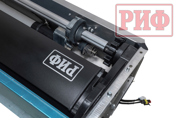 Крышка кузова РИФ для JAC T8, роллета раздвижная с электроприводом 1538х1599 мм, алюминиевая, черная