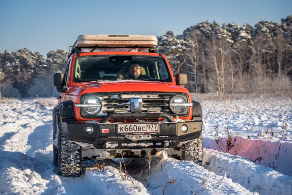 Бампер РИФ силовой передний TANK 300 c защитной центр. дугой, под штатные фары