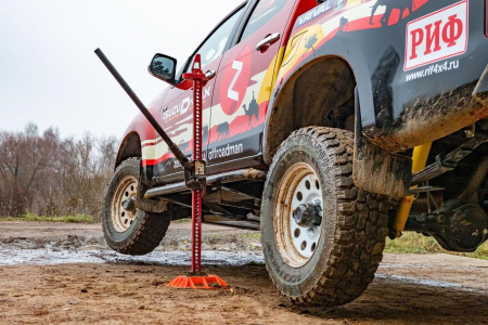 Пороги РИФ силовые Isuzu D-MAX (2012-2019)