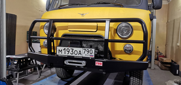 Бампер РИФ силовой передний УАЗ Буханка усиленный с защитной дугой