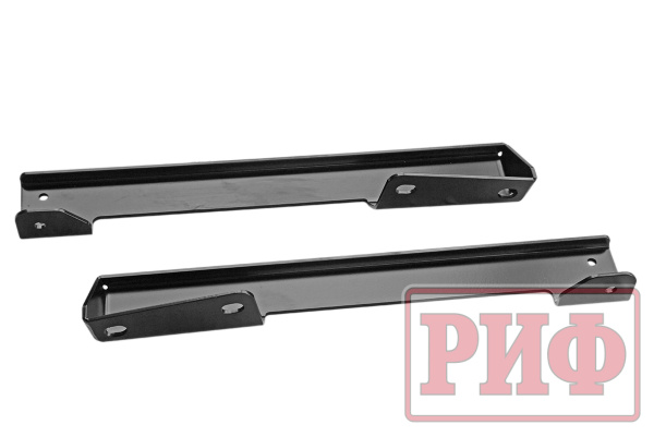 Бампер РИФ задний Toyota Tundra 2007-09.2013 с площадкой под лебёдку,квадратом под фаркоп и фонарями