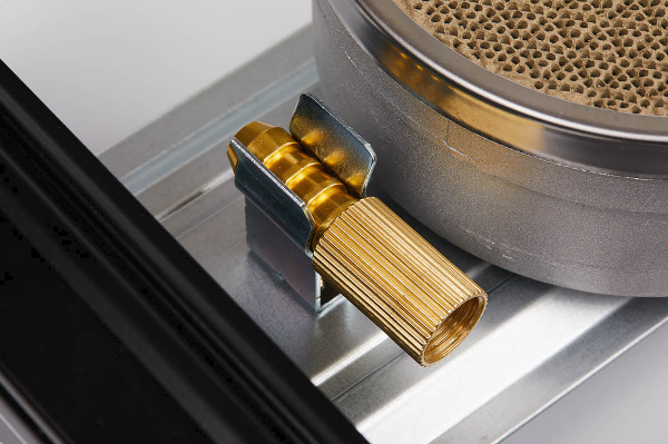 Плита газовая TOURIST KERAMIK GURU PLUS, портативная, керамическая, с переходником, в кейсе