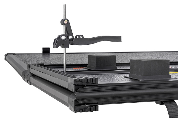 Крышка кузова РИФ для Dodge Ram 2019, трёхсекц. 1762х1791/1708 мм, алюминиевая, черная (5,8 ft)