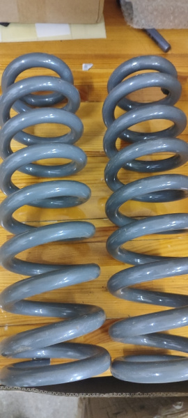 Пружины РИФ передние Toyota Land Cruiser Prado 150 дизель 0-50 кг, бензин 4.0 70-100 кг лифт 45мм , Changan Hunter Plus 70-100 кг лифт 45мм (уценка)