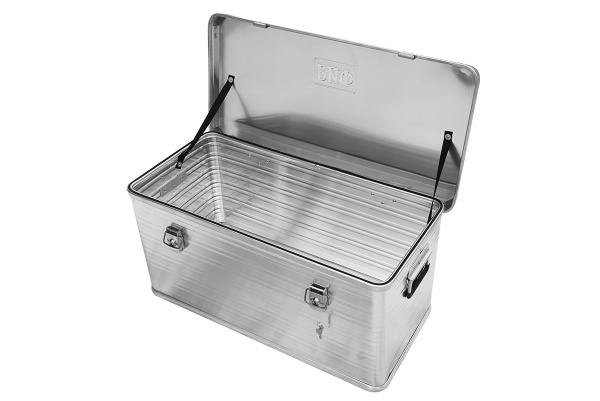 Ящик алюминиевый РИФ с замком 782х385х379 мм (ДхШхВ) Ящик алюминиевый РИФ с замком 782х385х379 мм (ДхШхВ)