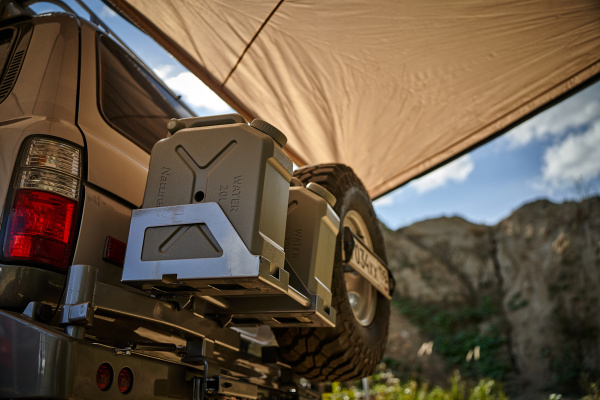 Кронштейн под канистры на калитку РИФ